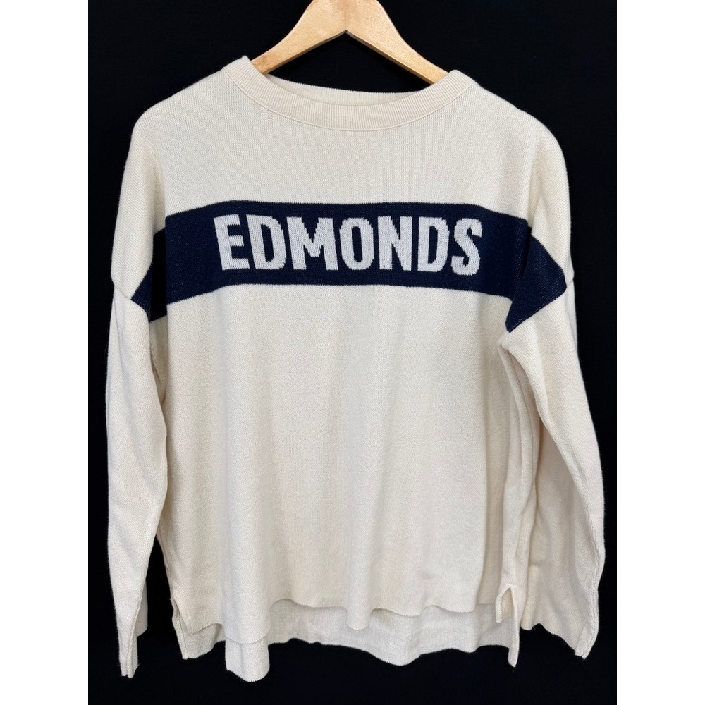 Town Pride Edmonds Graphic Knit Sweater Women XS Cream Navy Blue Preppy Nautical